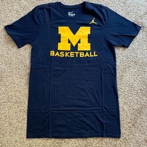 Michigan Wolverines Basketball Shirt